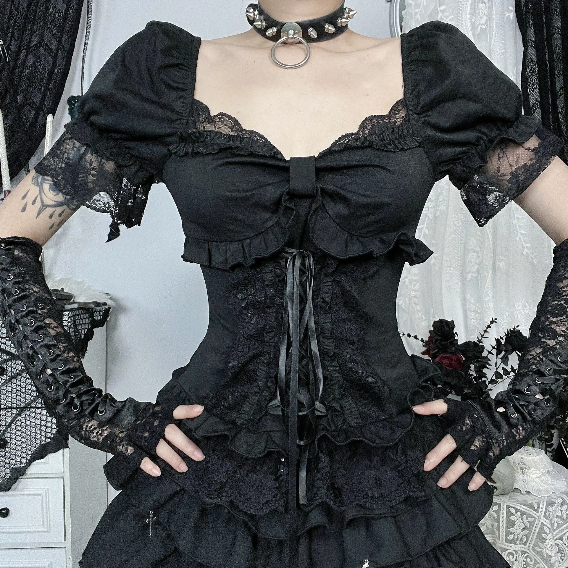 Goth Dark E-สาวลูกไม้ Patchwork เสื้อยืดแขนสั้น Kawaii Bow BANDAGE Tops Mall Gothic Techwear ผู้หญิง Slim Alt เสื้อยืด