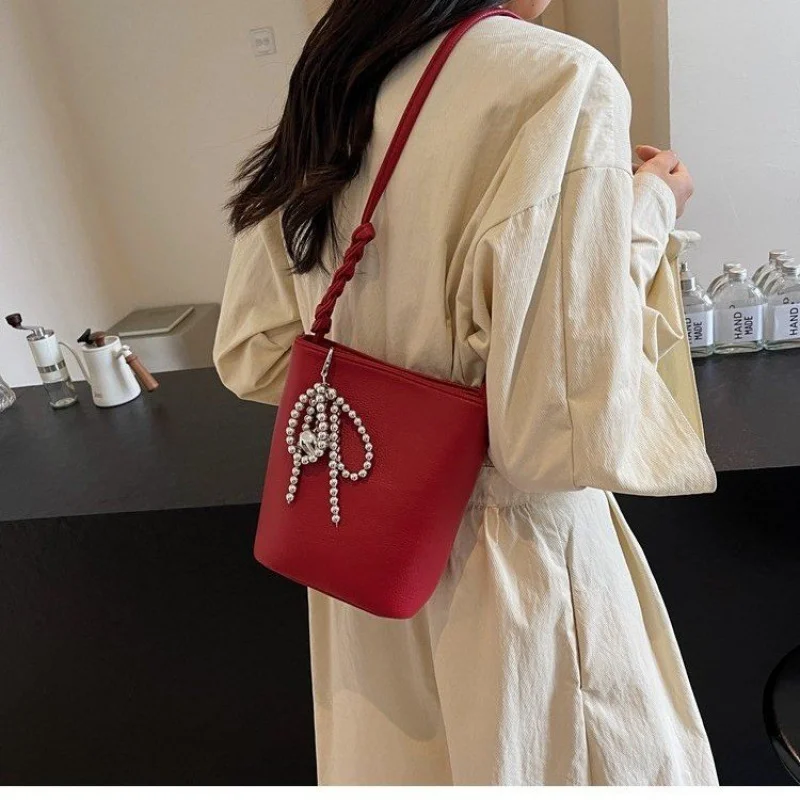 

Classic Elegant Women Tote Bag Leather Handbag Shoulder Bag Luxury Brand With Interior Pockets
