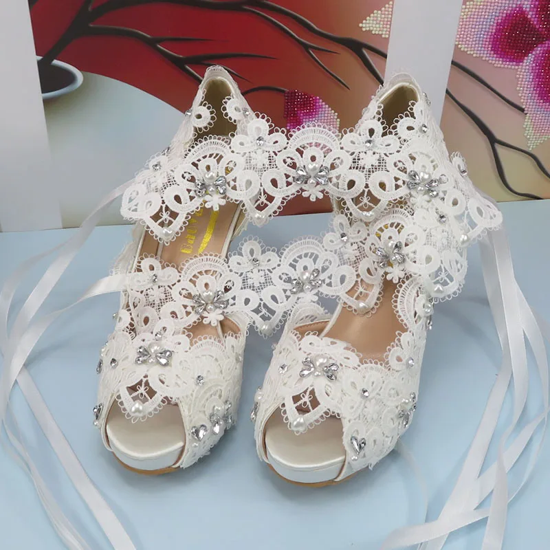 2023 New arrival Lace Bridal Wedding shoes woman fashion Open Toe party dress shoes Fish Toe Shallow Thin Heel  Platform Pumps