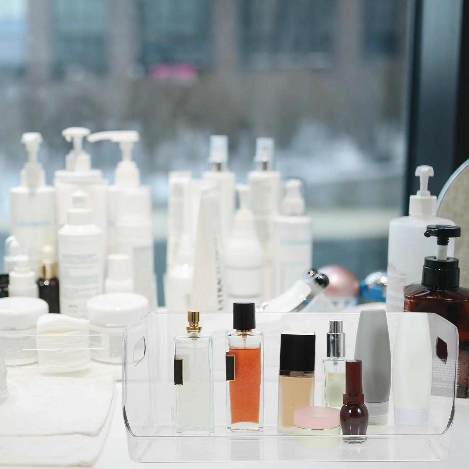 

Stackable Clear Desktop Storage Box Sundries Organizer Makeup Holder Stable Wide Base Space Saving Desktop Rack