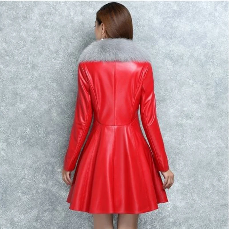 Damska kurtka parka ze sztucznego futra na zimę 2025, skórzana, o średniej długości, dopasowana, modna kurtka damska ze skóry PU.