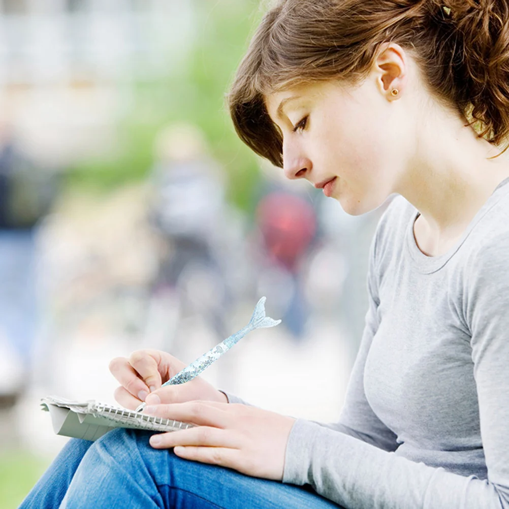 

8pcs Mermaid Shape Gel Cartoon Ink For Students Portable Fine Point Writing Pens Decorative