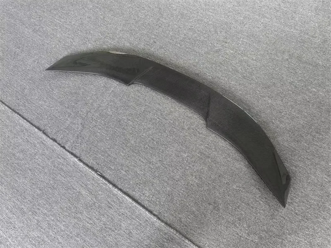 Hot Sale V Style Carbon Fiber Ducktail Spoiler For Car 488 Rear Spoilers Wing