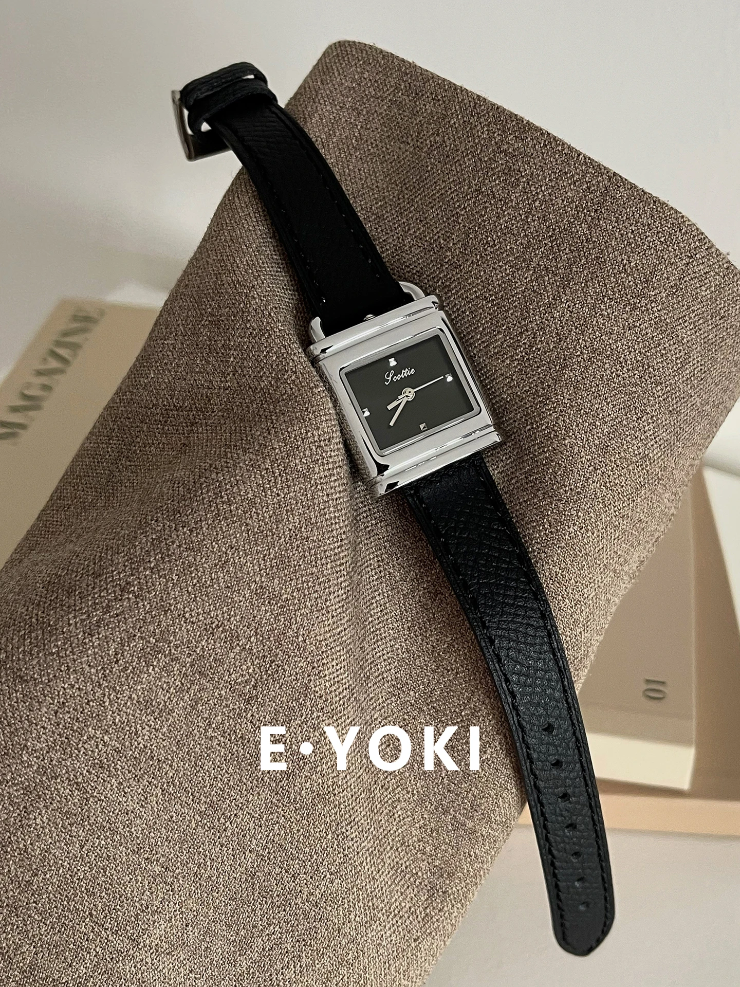 Black silver small square watch leather strap lock design female style quartz watch female high-end luxury women's watch