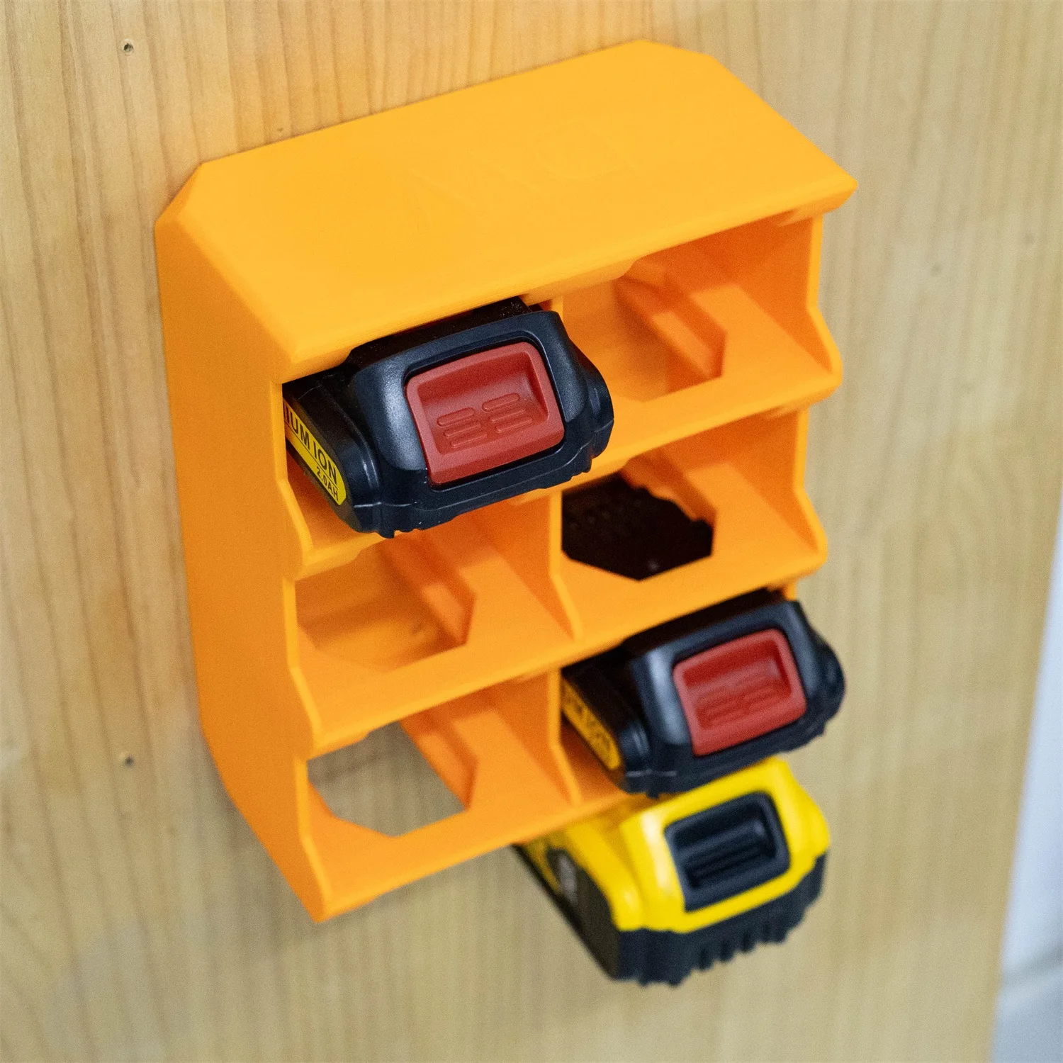 8 Slots Battery Wall Mount Holder Dock for DeWalt 20V Lithium‑Ion Battery Storage Rack Organizer Workshop Tool Accessorie