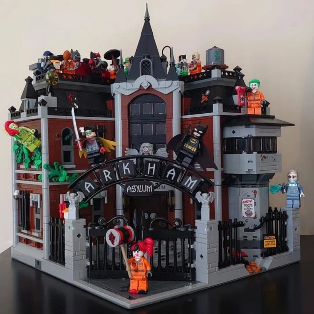 Cheapest Arkham Asylum Assemble Compatible Super Hero Model 2953pcs Disney Building Block Brick Toy for Adults Christmas Gift