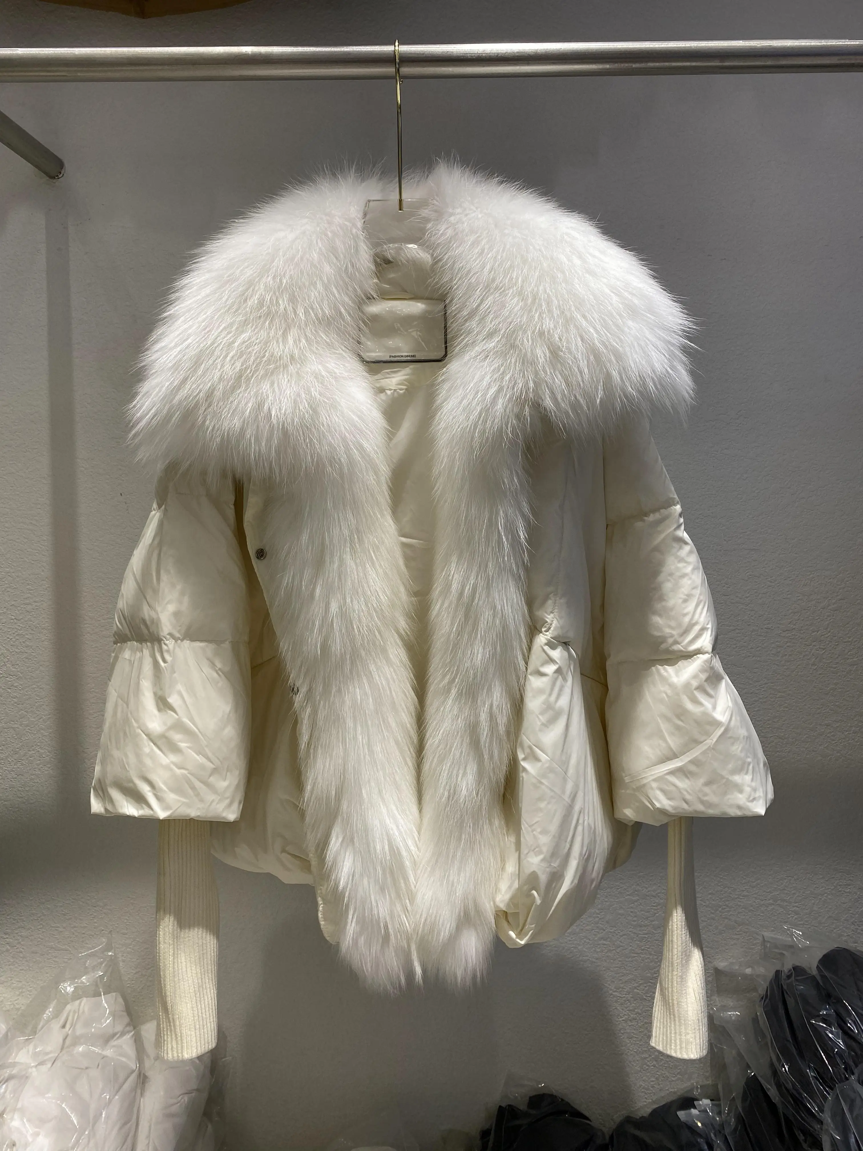 Janveny Large Real Silver Fox Fur Collar 2026 White Duck Down Jacket Women Winter Luxury Puffer Coat Oversize Feather Outwear