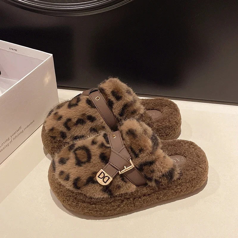 Fashion leopard Fur Slippers For Women 2024 Winter Indoor and outdoor Fluffy slippers Belt buckle Design Women's Home Shoes