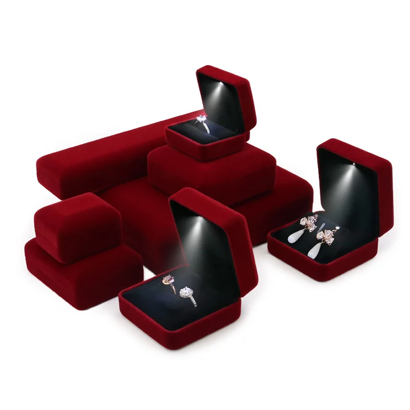 

Luxury Wine Red Velvet LED Jewellery Box Wedding Ring Pendant Earring Jewelry Display Packaging Cases Support Custom Logo