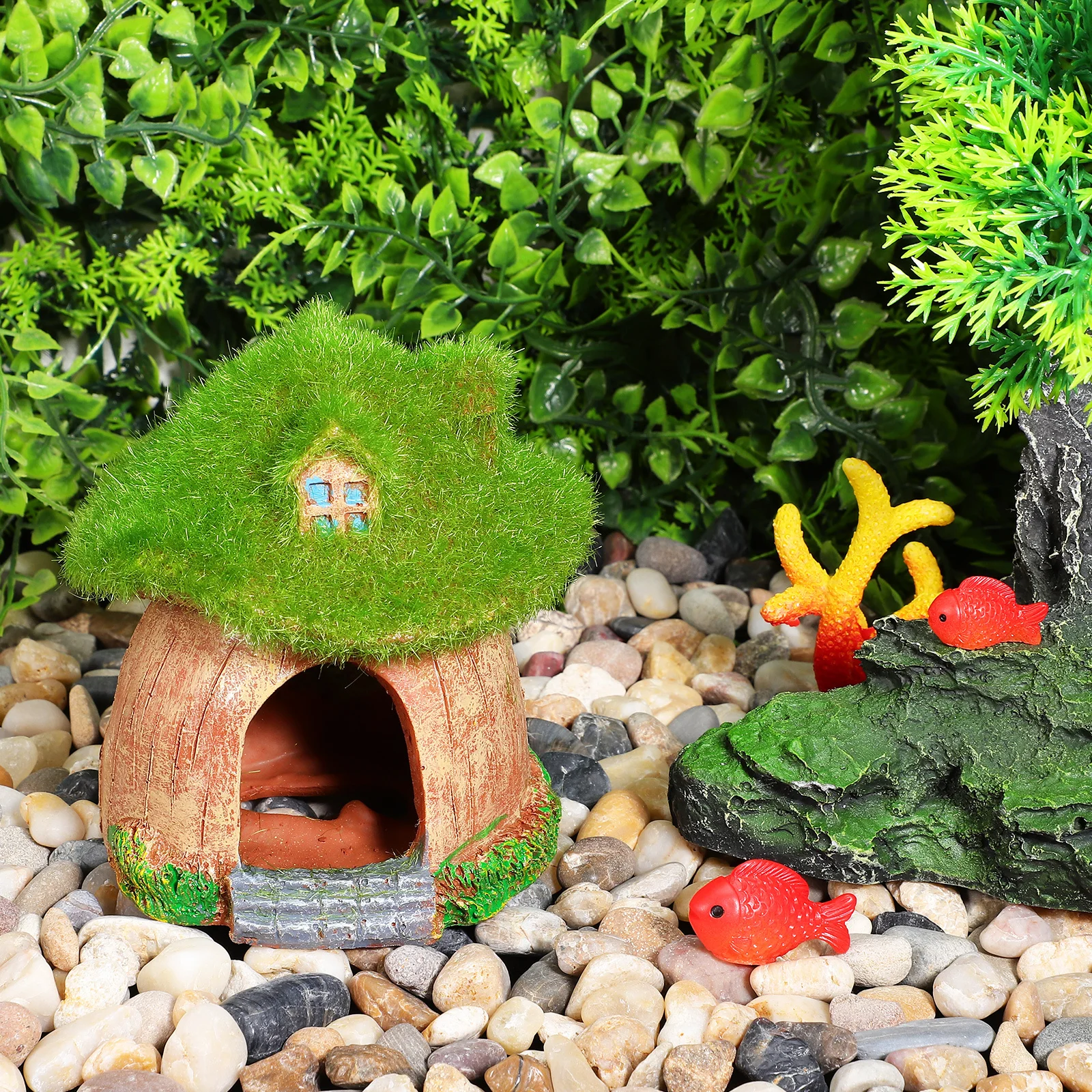 

Aquarium House Fish Hideout Resin Made Betta Tank Decor Realistic Design Small Space Friendly Hiding Place Decoration