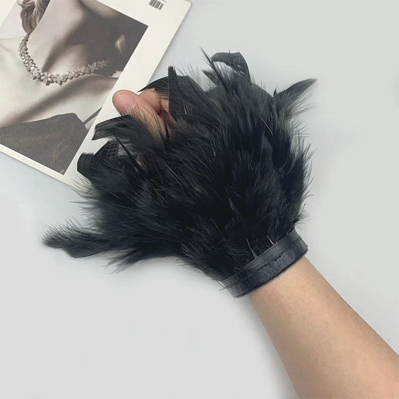 

1PC Natural Fur Feather Cuffs Female Sexy Snap On Bracelet Arm Cuff Shirt Sleeves Women Real Turkey Feather Anklet Wrist Cuff