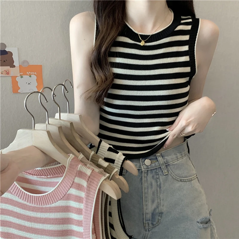 Frauen lässig Kontrast farbe gestreifte Strick-Tanktops O-Ausschnitt Innen schicht ärmelloses