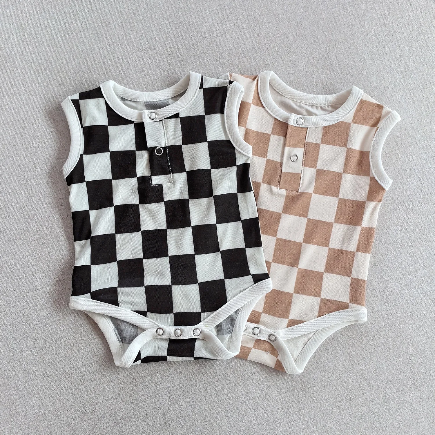 

Soft Bamboo Fiber Baby Bodysuit with Grid Prints Sleeveless Onesie for Newborns & Infants Breathable and Skin-Friendly Vest