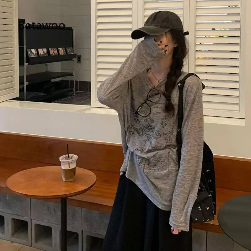 Hot Girl Delicate Style Printed Long Sleeve T Shirt For Women Sheer Sun Protection Loose Cover Up Top Stylish Garment For Summe