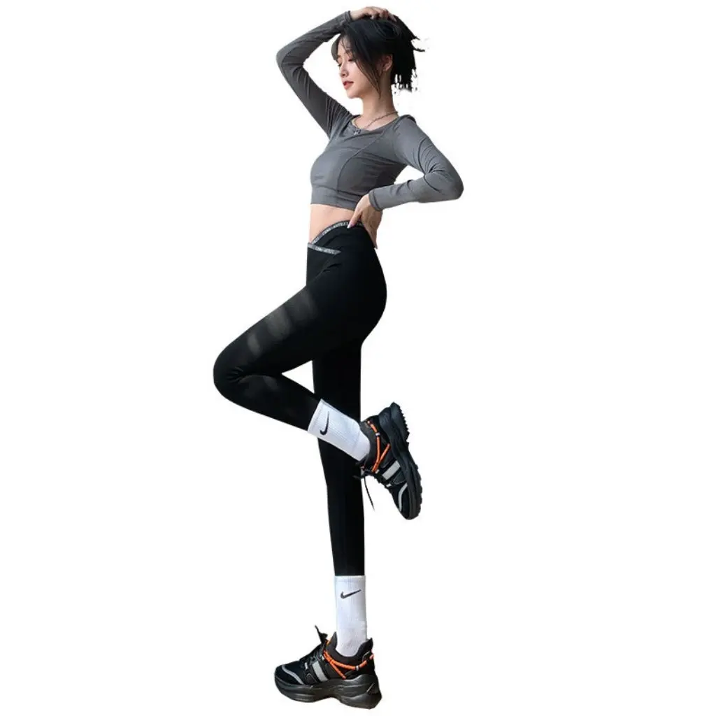 سراويل نسائية متقاطعة على شكل قرش سراويل ضيقة للتخسيس ورفع المؤخرة ملابس خارجية رفيعة لفصل الربيع والخريف سراويل يوجا ضغط الساقين الصغيرة