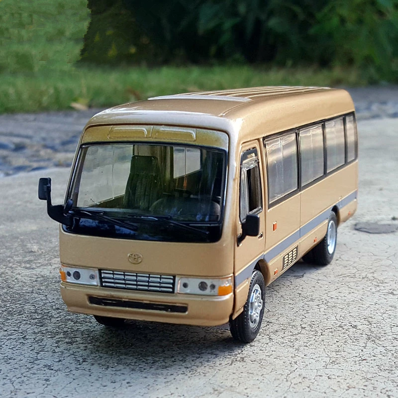 1:32 Coaster Alloy Bus Car Diecast Simulation Metal Business Bus Vehicles Model samochodu Dźwięk i światło Kolekcja zabawek dla dzieci Prezent