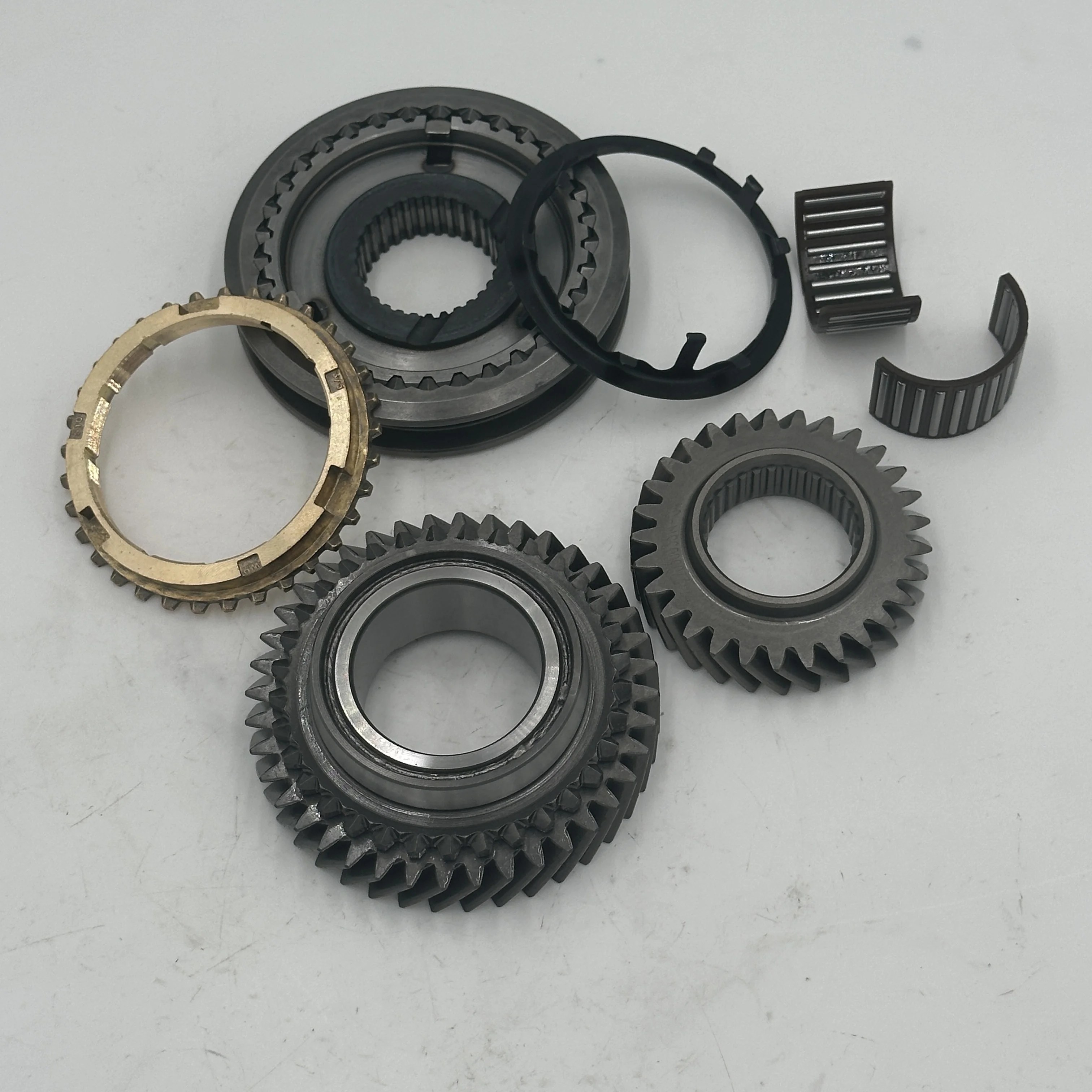For Chery Tiggo5 3 ARRIZO5 7 A3 1.6 MT Pinion Gears Differential Ring Kit 513MHA 5-Speed Transmission Synchronizer Shift Fork