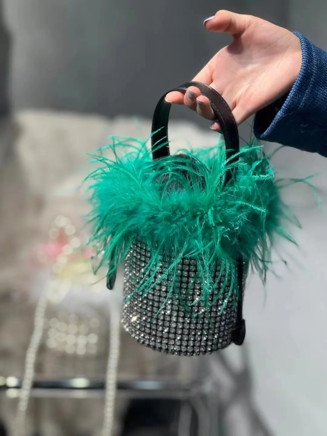 Fashion Ostrich Hair Bucket Bag Women's Handbag Glitter Rhinestones Diamond Evening Bag Wedding Party Clutch Purse Shoulder Bag