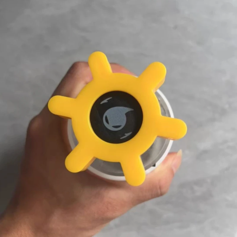 Manual Twist Cap Opener,for Bottles&Cans,Gear Design,for Soda,Beverages,Home Kitchen Tool,Playful Kitchenware,Bottle Opener Tool