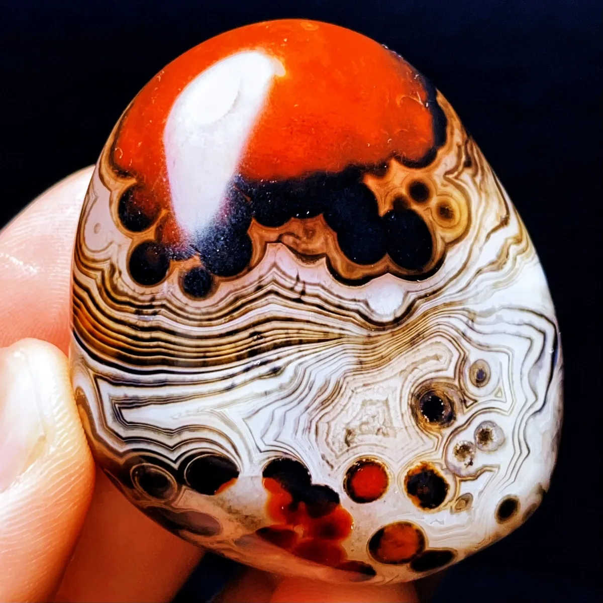 Large Desert Stone Banded Agate Worry Stone, Decor Stone, Tumbled Polished, Jewelry Making, Natural Stone, Crystal Collection