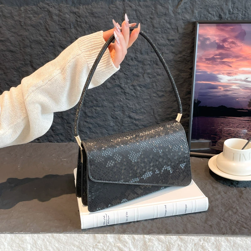 

Fashionable Leather Shoulder Bag Handbag Crossbody Bag For Women Tote Messenger Classic Elegant Ladies