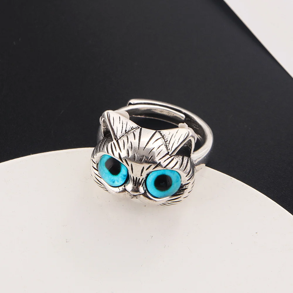 Modischer, silberfarbener Ring mit einem dicken Katzenmotiv und blauen Augen, ein süßer Ring für Männer, im Retro-Stil, aus blauem Acryl, als Paarring, für Damen, Party-Schmuck, Großhandel. – Detail 4