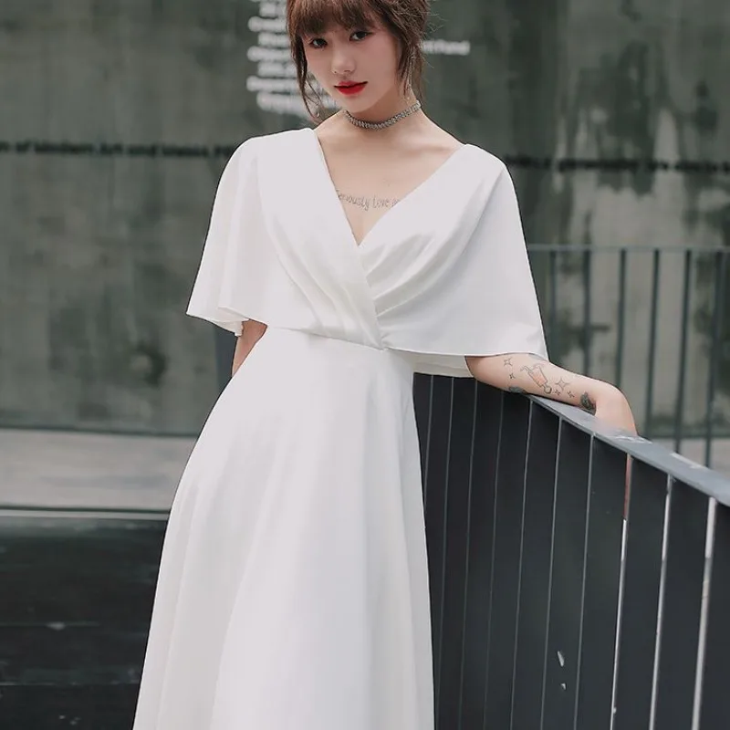 فستان سهرة أبيض بسيط متعدد الاستخدامات يمكن ارتداؤه بشكل يومي، فستان خطوبة فرنسي أنيق من الساتان