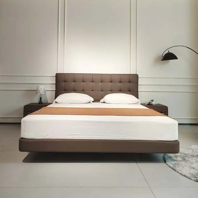 

Italian minimalist leather bed light luxury modern waffle master bedroom bed small apartment second bedroom bed