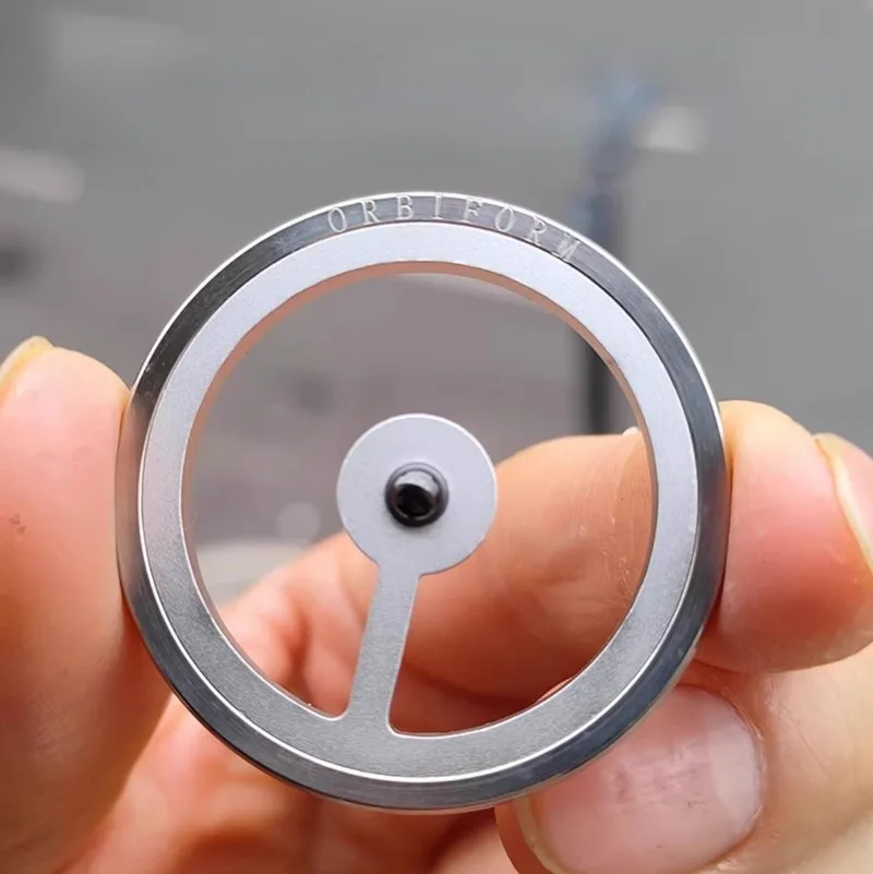 Mezmocoin Phantom Coin Spinning Top Tip Hand Fidget Spinner EDC Metal Stress Relief Toy Antistresse Relieving Anxiety Gadgets