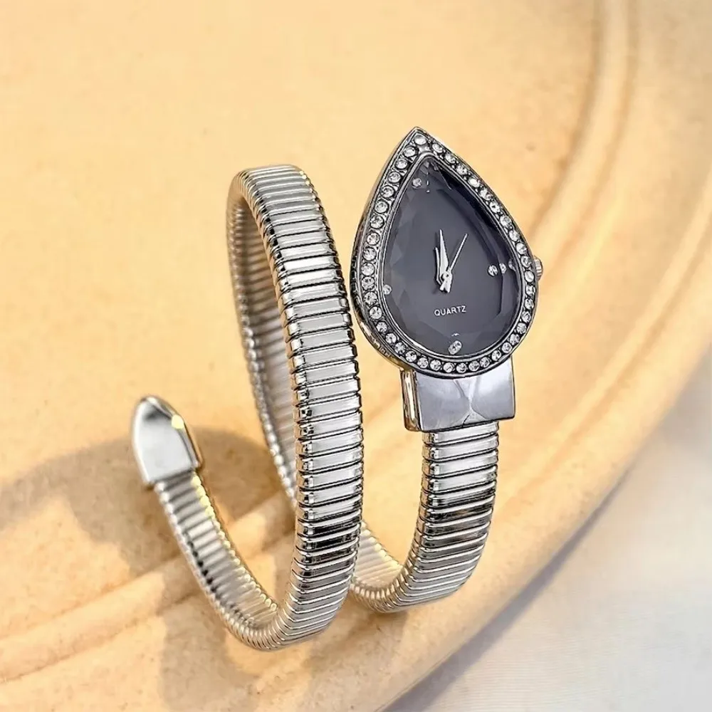 Neue Quarzuhr mit Wassertropfen-Zifferblatt, Edelstahlarmband, elegante Armbanduhr, Schlangenförmiges Armband, Damenuhr