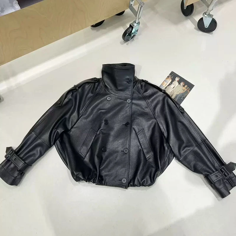 Black retro motorcycle-style leather jacket, 2026 winter new style, relaxed and elegant, versatile women's coat and jacket