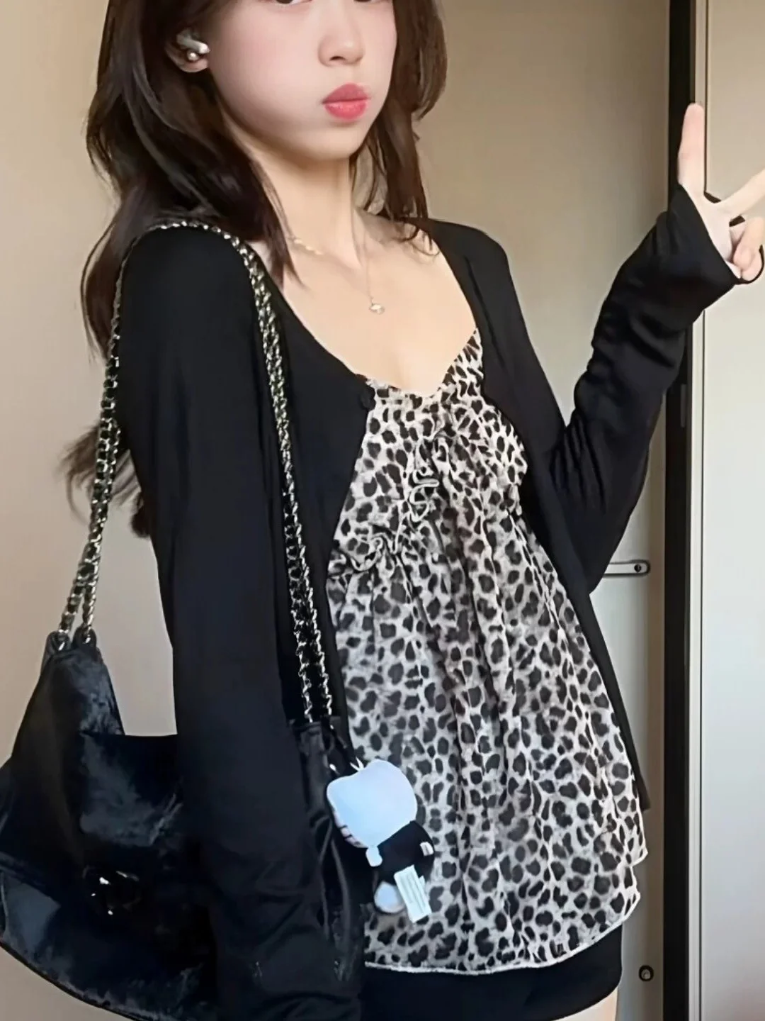 Slimming Leopard Print V-Neck Strapless Tank Top Women's Early Autumn New Style Two-Piece Set Ins Sun Protection Cardigan