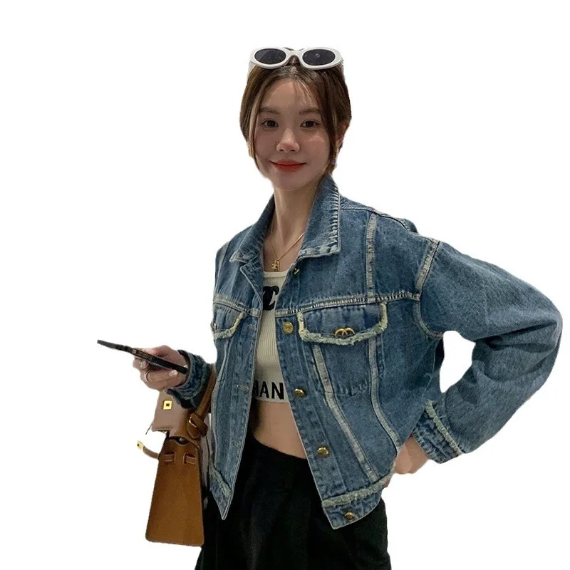

Удобная универсальная повседневная джинсовая куртка. Новая модная женская куртка с длинными рукавами и лацканами в корейском стиле весной и осенью