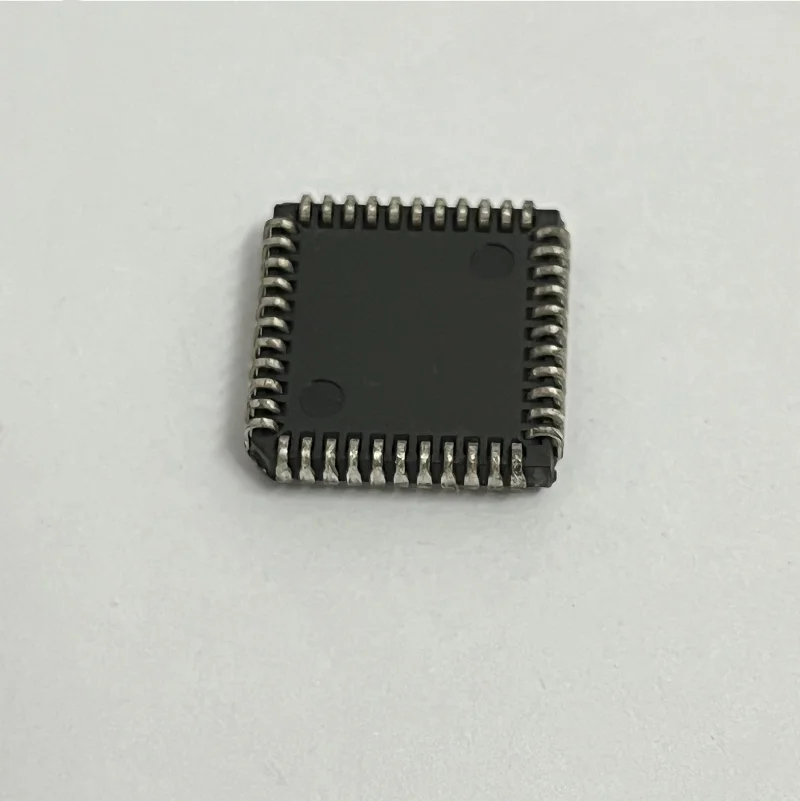 2 шт. W78E516B40PL W78E516B40 PLCC новый оригинальный