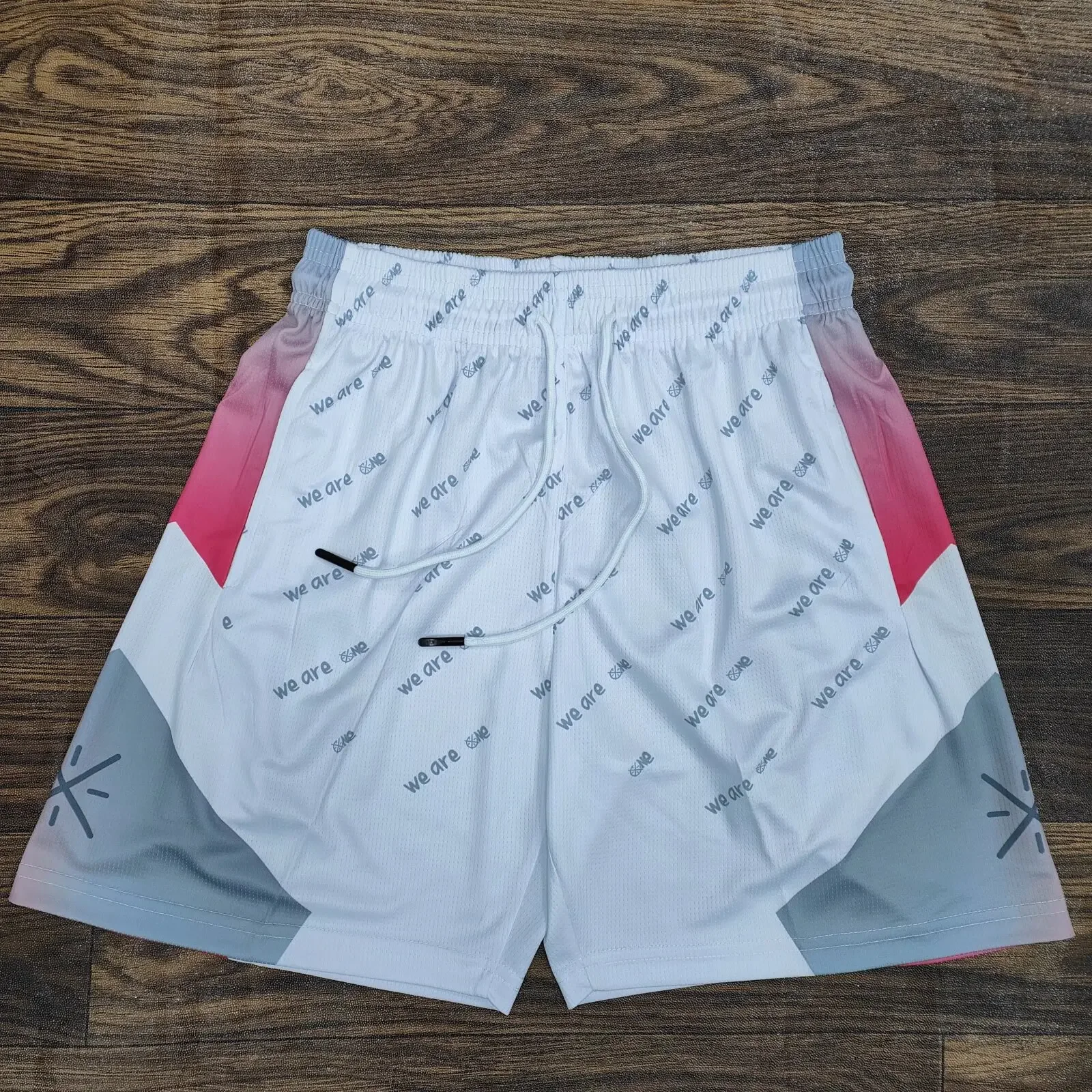 new 2024 Mesh Breathable Men Shorts GYM Basketball Running Quick-Drying Shorts Baggy Flame Print Fashion Shorts Summer Shorts