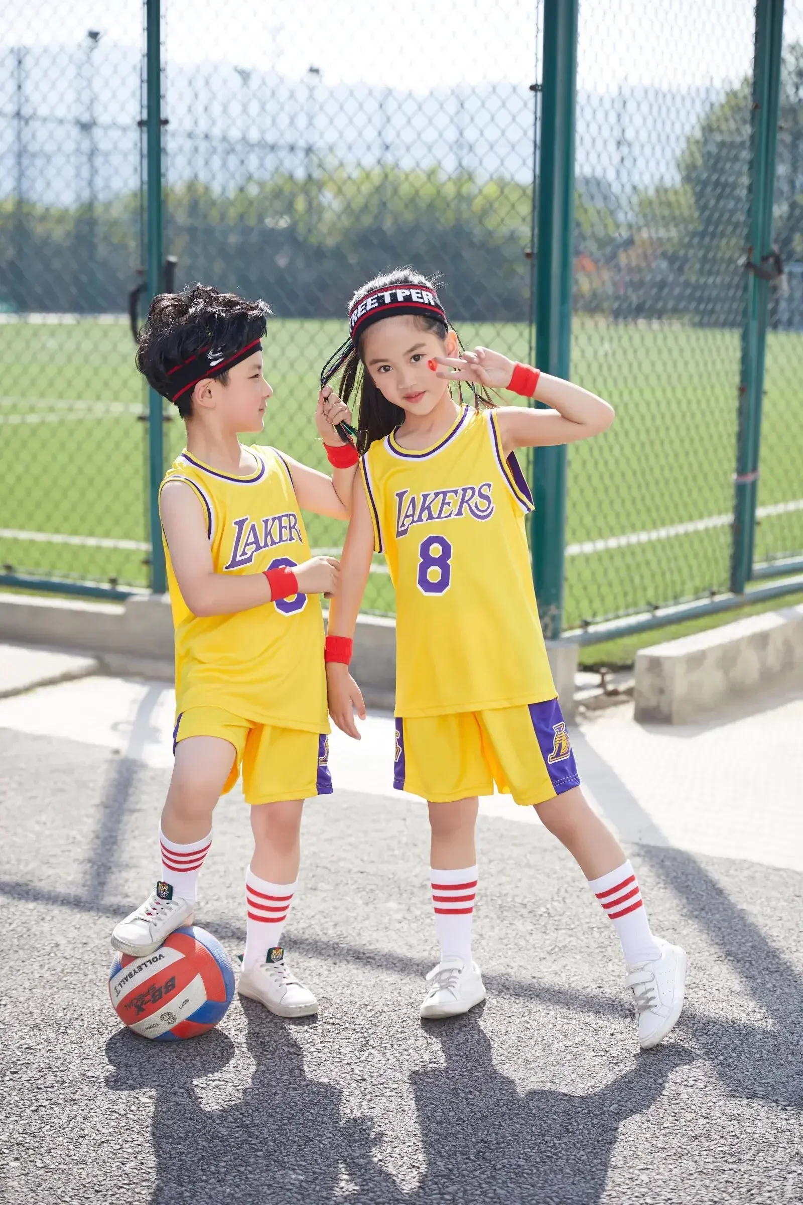 NEW 23/24 boy girl Lakers 8 Basketball Jerseys Children\'s uniform set primary school jersey game team uniform training vest