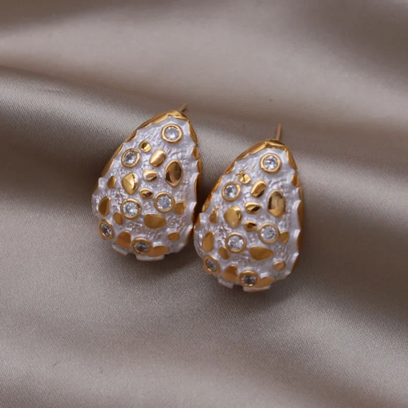 Korea new fashion jewelry 18K gold plated black baking paint stereo zircon water drop earrings elegant women's daily accessories