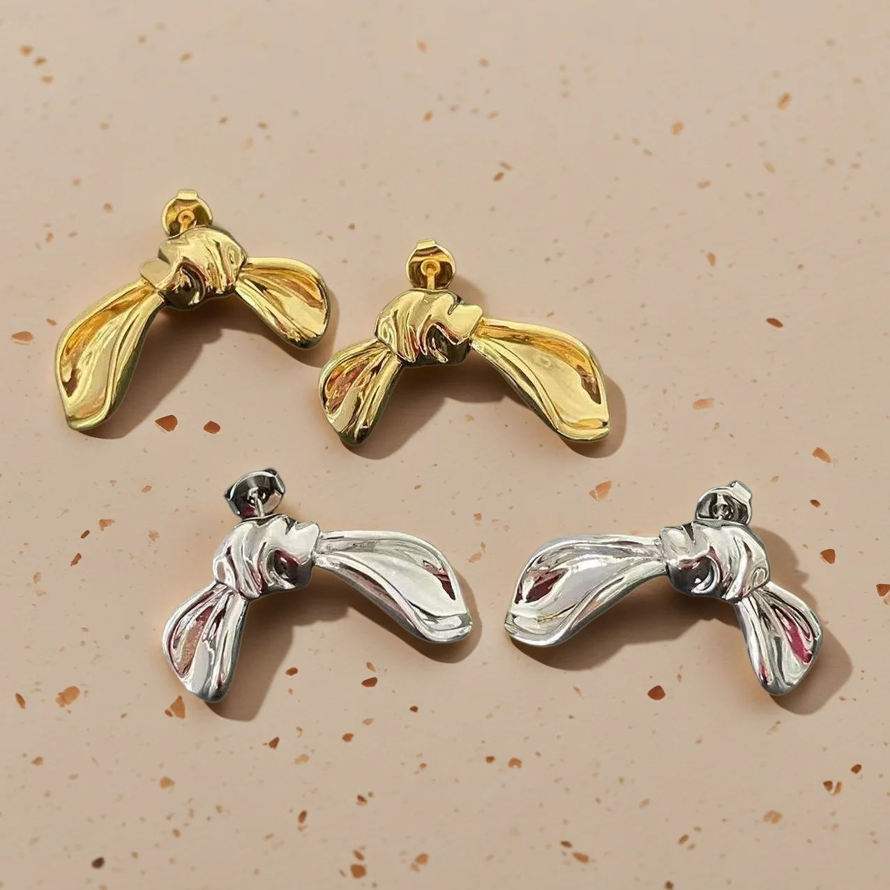 Yuri Ailey Irregular Wrinkled Bow Stud Earrings for Women Vintage Gold Silver Bowknot Ear Studs Geometric Fashion Jewelry