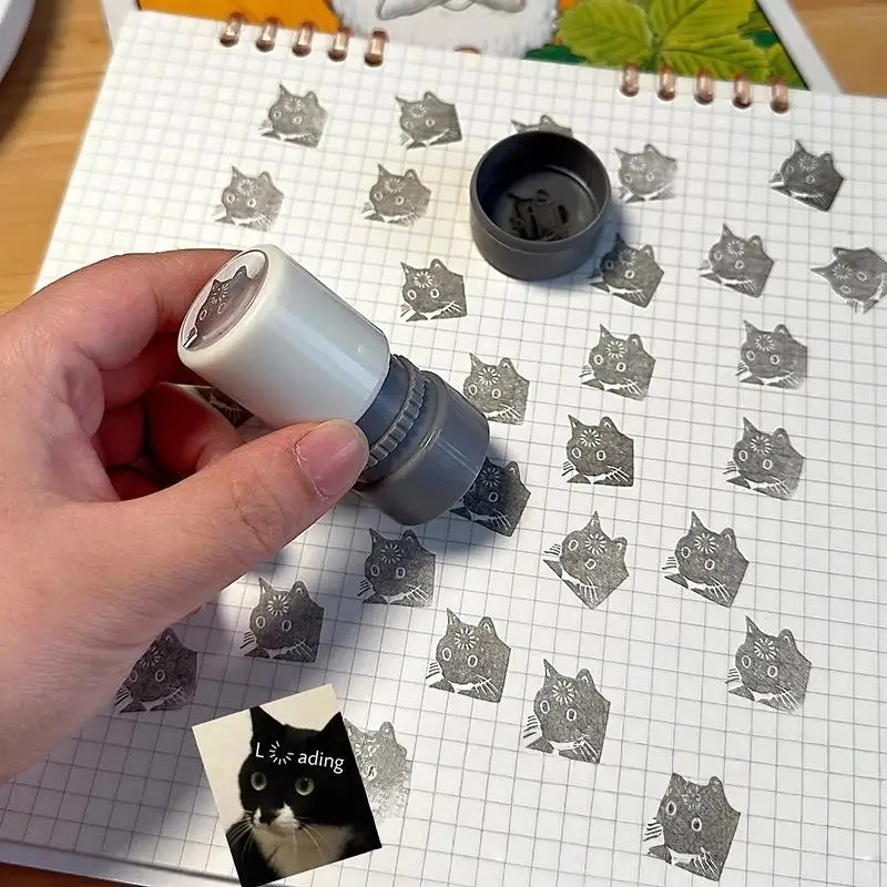

【HM】2Pcs Creative Small Cat Sign In Punch Stamp Kawaii Cartoon Cat Stamp Diary Decoration Craft Supplies Kid DIY Toy Fun Gift