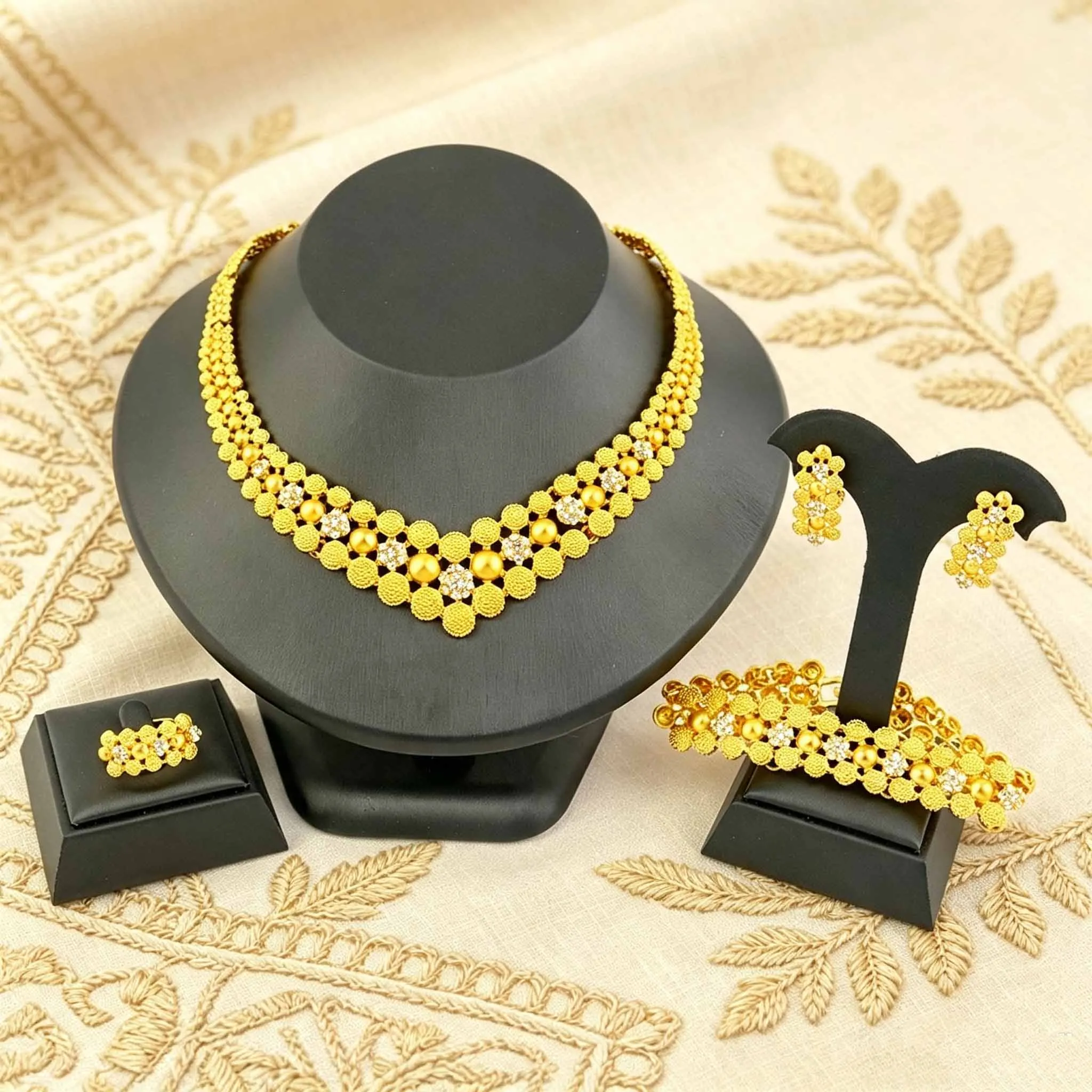 Luxury Gold Plated Rhinestone 4Pcs Jewelry Set Necklace Bracelet Earrings Ring Bridal Wedding Women Party Accessories