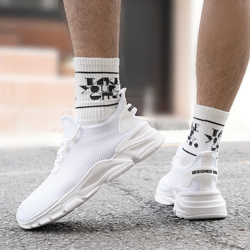 

New High-quality Summer Casual Sports Shoes for Men Ultra-light Mesh Breathable Soft Sole Elastic and Breathable Lacing