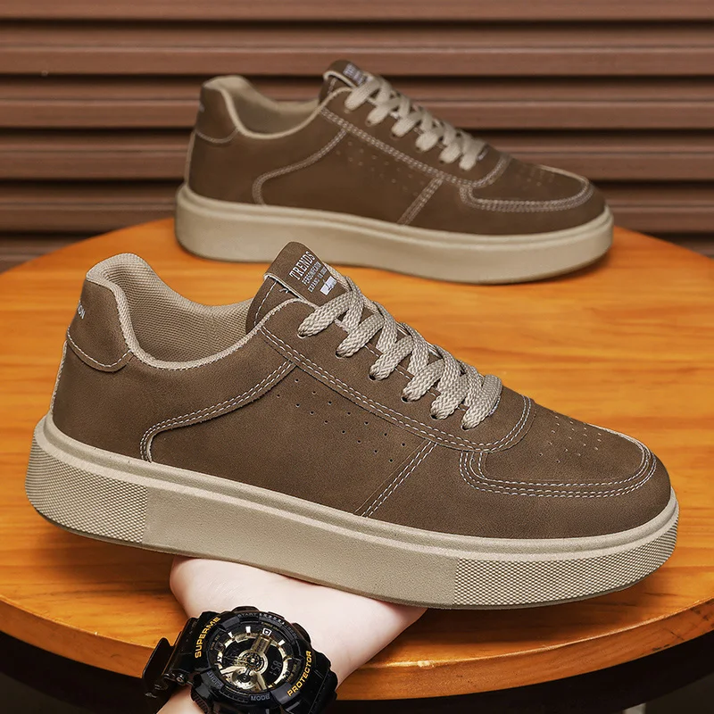 2026 Summer Men's Thick-Sole Breathable Sports Casual Sneakers - White Trainers with Height-Enhancing Design for Students.