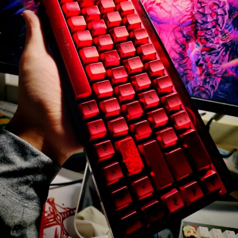 

Wine Red Metal Keycaps Customized Key Cap Cherry Profile UV 61/64/68/87 Wooting60 Metallic Glossy Surface for Gamers DIY Keycap