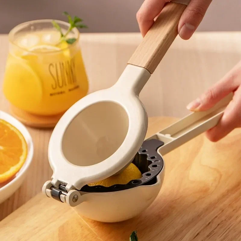 Manual Citrus Press Juicer Extractor Mini Juice Food Blender Portable Manual Lemon Squeezer with Wooden Handle Lemon Squeezer