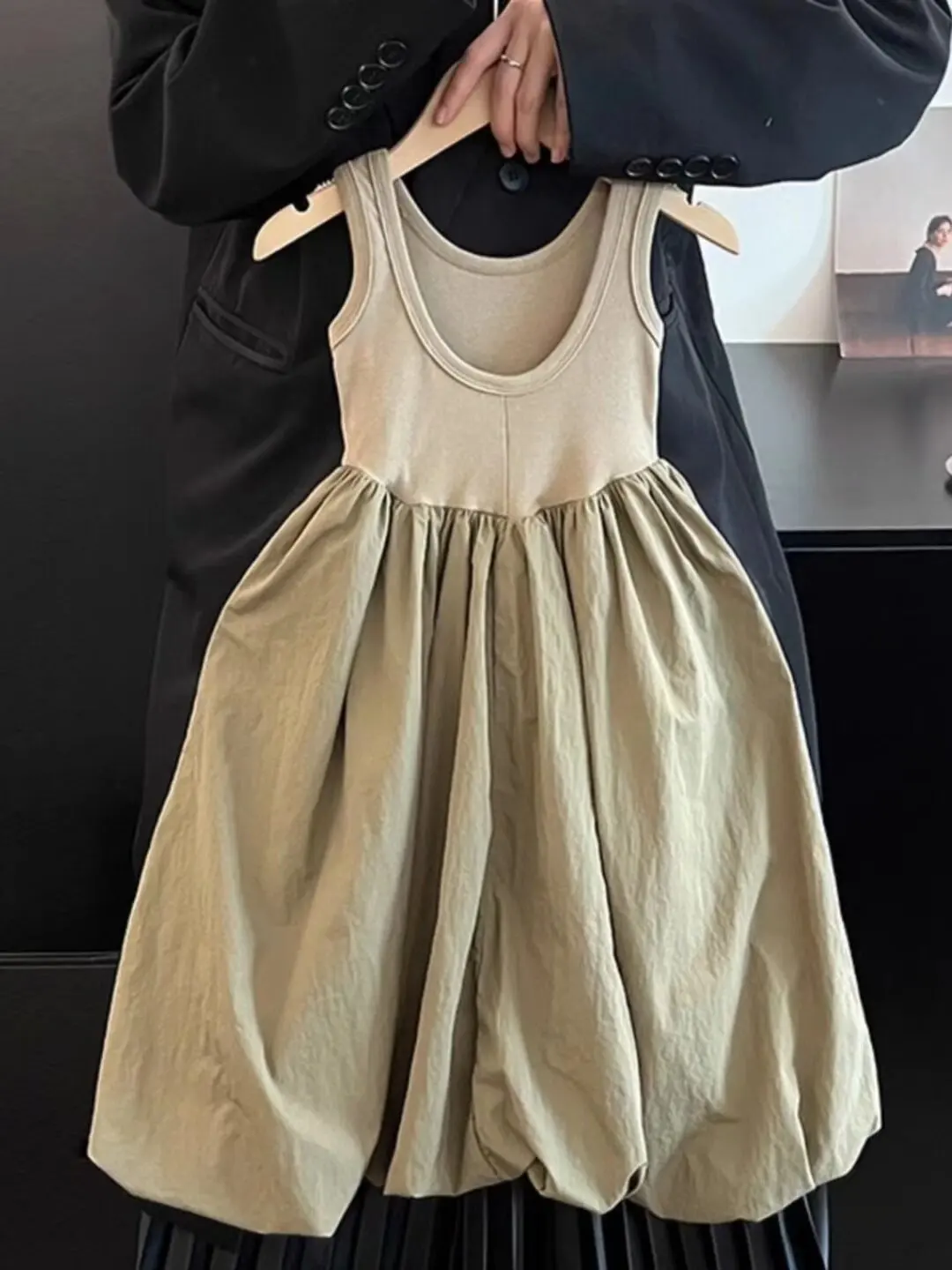 Summer New Splicing Backless Sleeveless Vest Skirt Holiday Beach Skirt Girls Dress Medium and Small Children