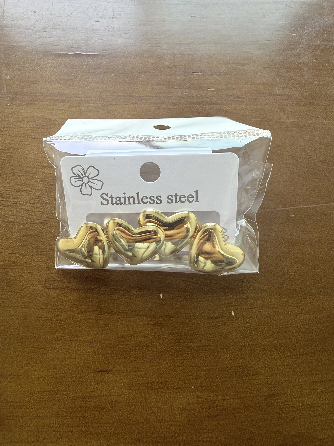 

Vintage Sweet Cool Heart Stud Earrings for Women, Asymmetrical Design, Stainless Steel Material, All Seasons Fashion Jewelry