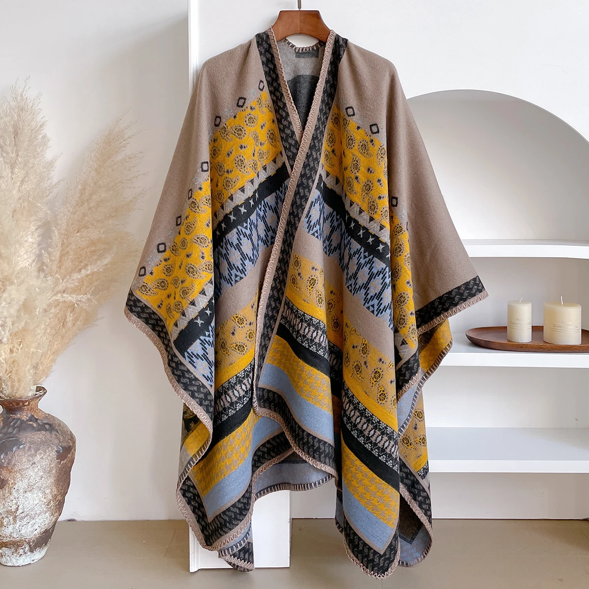 

2025 Women's Luxury Brand Cashmere Winter Shawl - Vintage Allover Pattern Printed with Tassels, Pashmina Wrap & Bandana