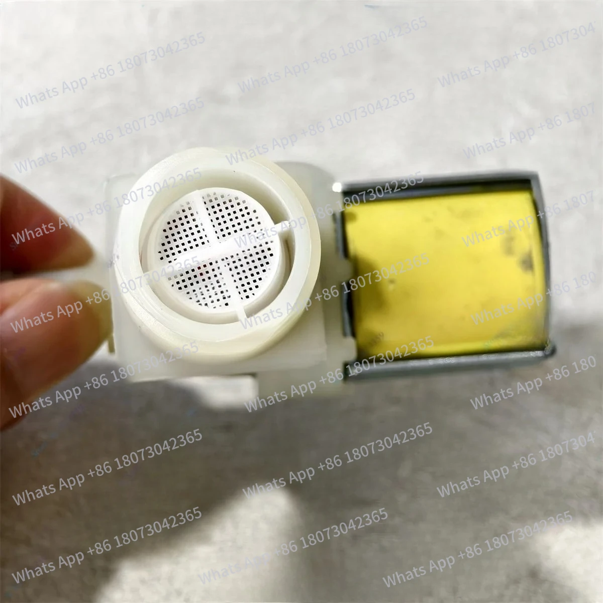 

KITVC00006 KITVC00012 KITVC00040 Bulk Packing 24V New Original Genuine Humidifier Inlet Solenoid Valve