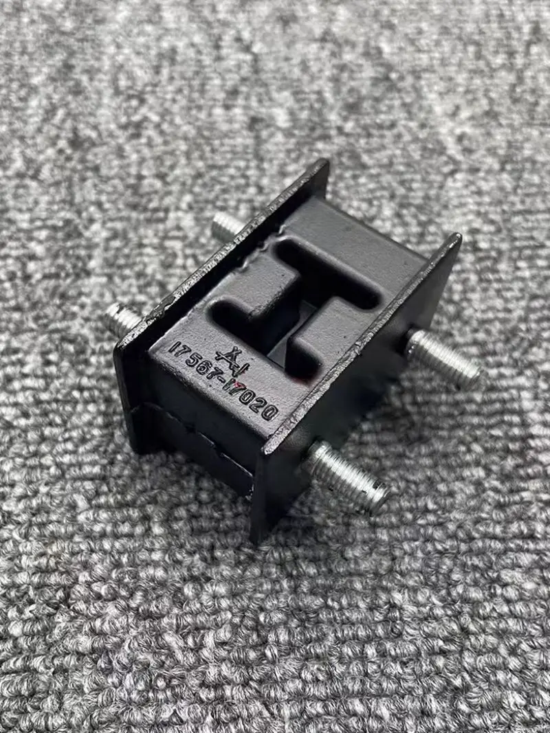 لتويوتا لاند كروزر 4500 ماسورة العادم المعلقة الغراء الثابتة المطاط كم LC80 الخمار رفع العروات