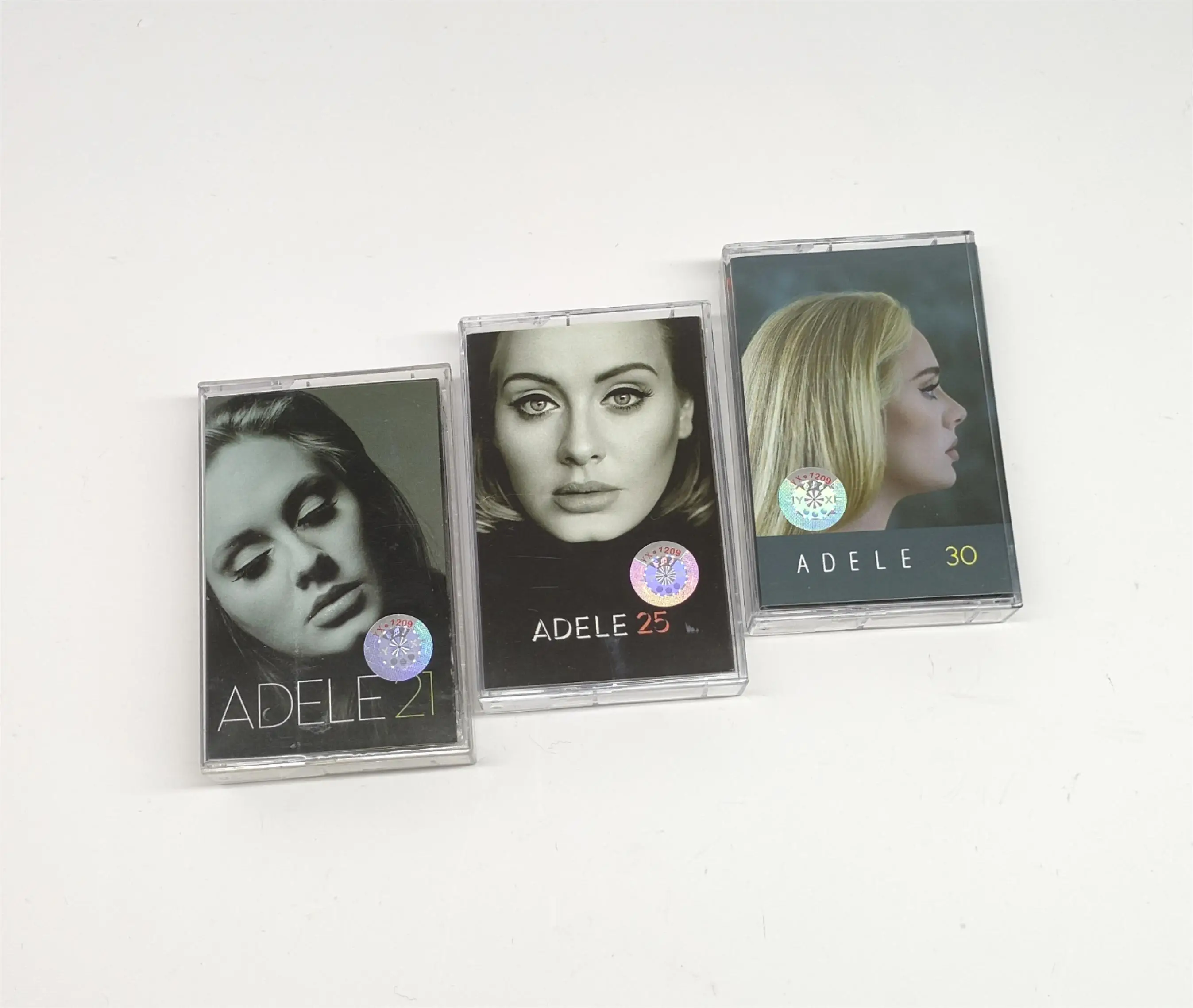 Classic Adele Adkins Music Tape 19 Album 4pcs Cassettes Cosplay Soundtracks Box Car Recorder Walkman Tape Gifts Party Music